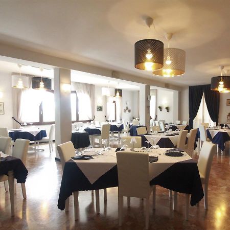 Hotel Ristorante Sensole 苏尔扎诺 外观 照片