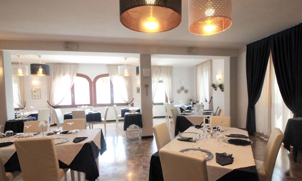 Hotel Ristorante Sensole 苏尔扎诺 外观 照片