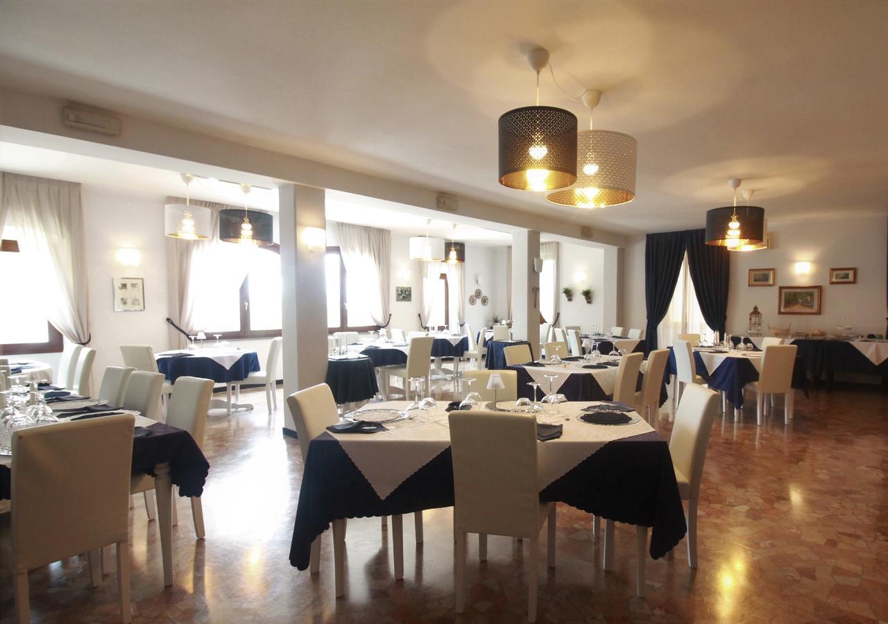 Hotel Ristorante Sensole 苏尔扎诺 外观 照片